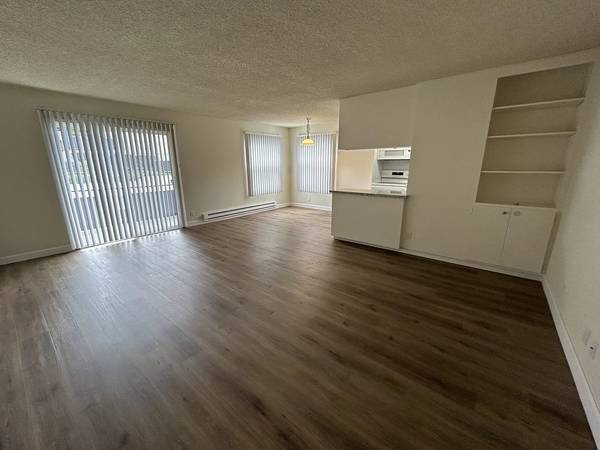 Skycrest Apartments photo 2