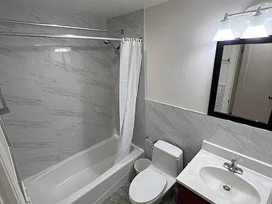 0BR/1BA Apartment on Turk St · San Francisco photo 5