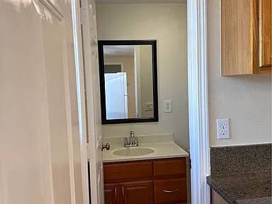 1BR/1BA Apartment on Esmond Ave · Richmond photo 5