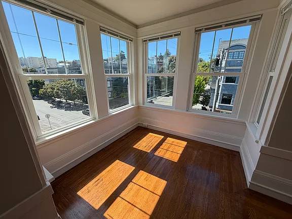 1BR/1BA Apartment on Washington St · San Francisco photo 5