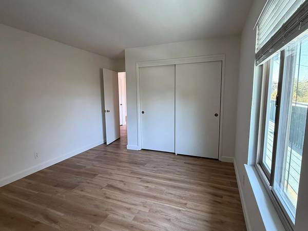 2BR/2BA Apartment on Frederick St · Santa Cruz photo 5
