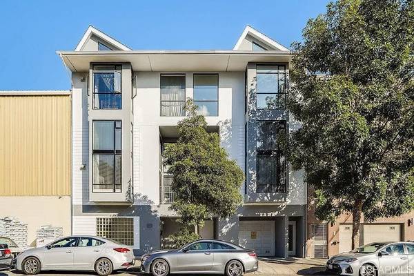 1BR/1BA Single Family House on Mississippi Street · San Francisco photo 3