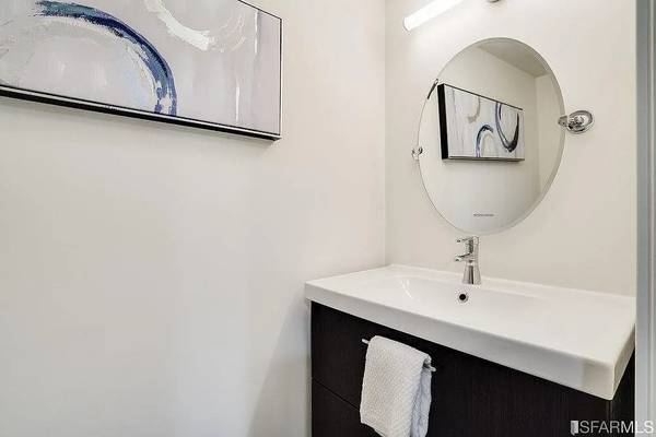 1BR/1BA Single Family House on Mississippi Street · San Francisco photo 5