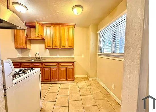 Spacious updated single family home in Willow Glen photo 2
