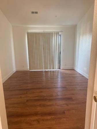 Apartments on Flint Ct · Hayward photo 4