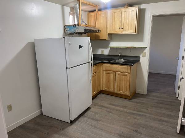 Three Bedroom House in Visitacion Valley photo 3