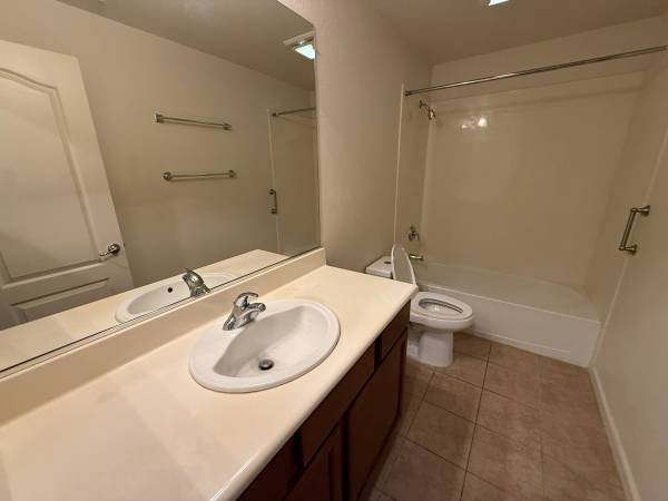 3BR/3BA Townhouse on Autumnvale Ave · San Jose photo 3