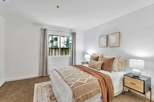 1BR/1BA Condo on Christie Ave · Emeryville photo 5