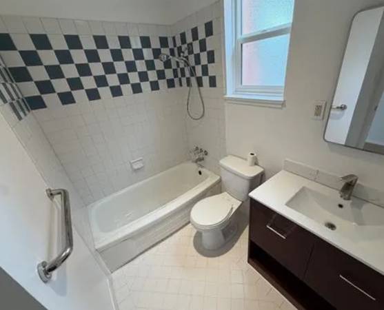 Apartments on Barneveld Ave · San Francisco photo 5