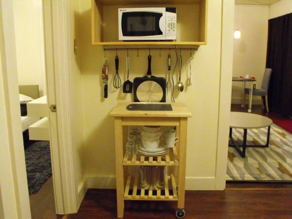 1BR/1BA Apartment on Rd Ave · Oakland photo 4