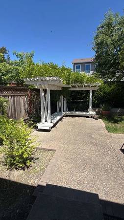 308 Winemaker Way, Windsor (Single Family) photo 2