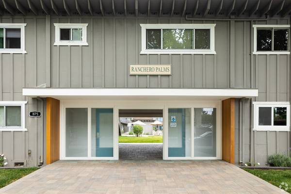 Ranchero Palms photo 3