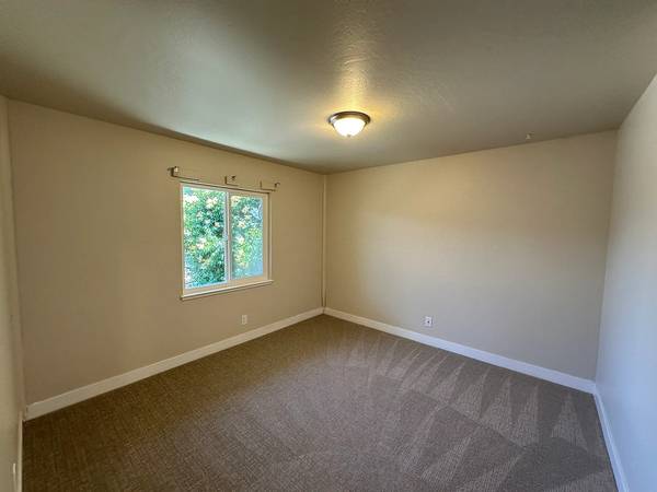 1BR/1BA Apartment on N Winchester Blvd · Santa Clara photo 3