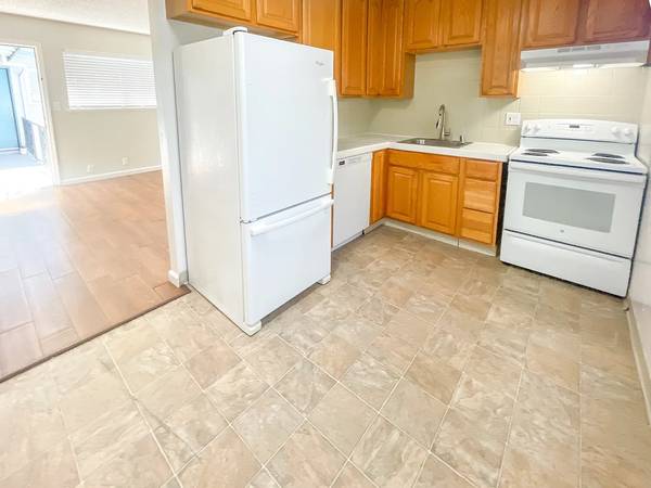 2374 Pruneridge photo 2
