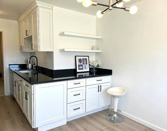 2BR/1BA Duplex on 63rd St · Oakland photo 5