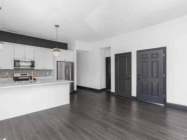 Remodeled 6-Bedroom Ranch with Modern Finishes  Massive Appeal photo 2