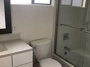 1BR/1BA Apartment on Schmidt Ln · El Cerrito photo 3