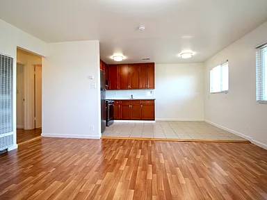 2BR/1BA Apartment on Maubert Ave · San Leandro photo 5
