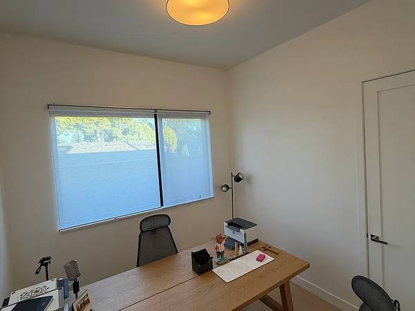 2BR/1BA Single Family House on La Loma Dr · Atherton photo 3