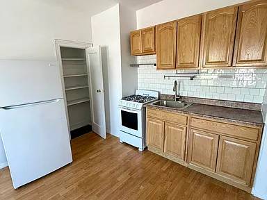 Apartments on Washington St · Santa Clara photo 2