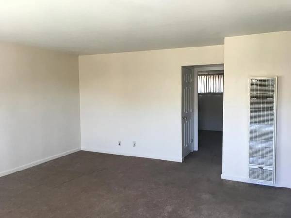 2BR/1BA Apartment on Hoffman Court · San Jose photo 2