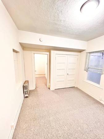 Apartments on E 30th St · Oakland photo 3