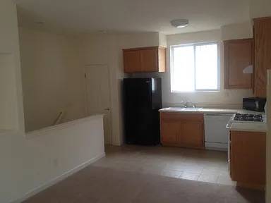 1BR/1BA Apartment on Match Point Ave · Santa Rosa photo 3