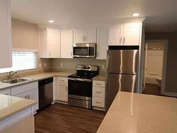 Briarwood Apartments photo 2