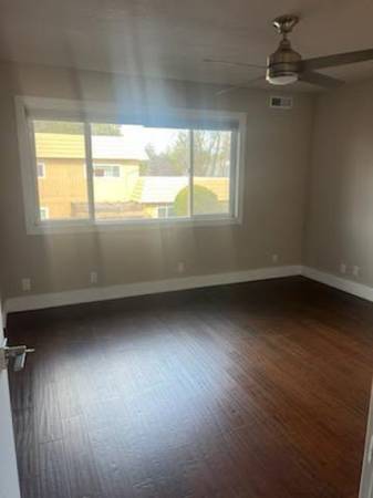 Beautiful 1 Bedroom X1 Bathroom Condo Now Leasing photo 2