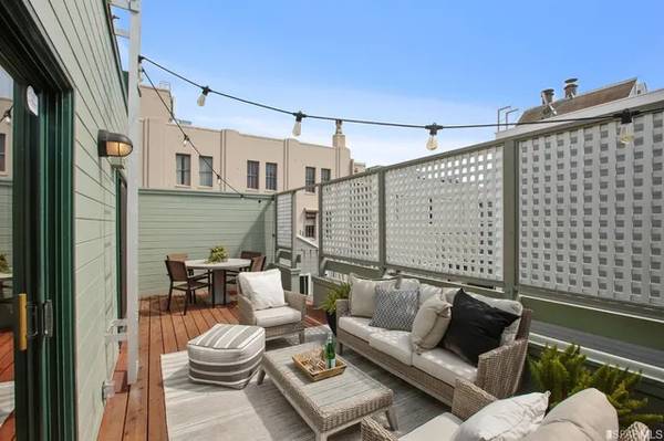 2BR/2BA Condo on Steiner Street · San Francisco photo 3