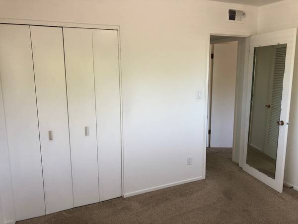 2BR/1BA Apartment on Leonard Street · Santa Cruz photo 4