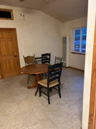 2BR/1BA Single Family House · Brookdale photo 2