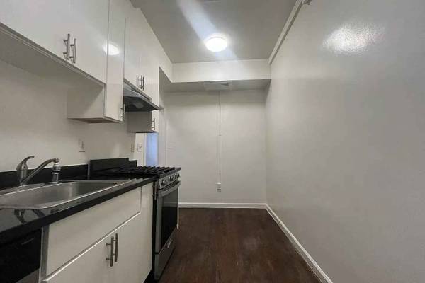 1BR/1BA Apartment on Turk St · San Francisco photo 2