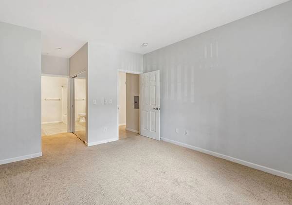 250 Santa Fe Terrace, Sunnyvale, CA 94085 photo 2