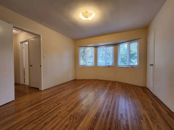 2BR/2BA Single Family House on Laguna Way · Palo Alto photo 2