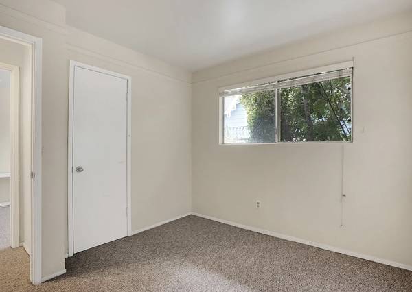 Apartments on Laurel St - 10 · Santa Cruz photo 5