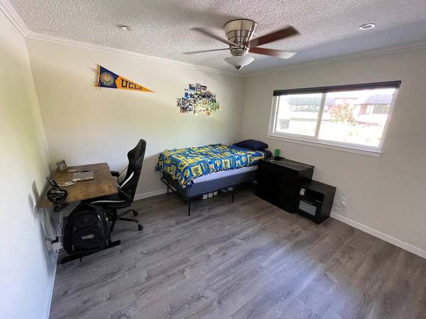 1BR/1BA Apartment on S Morrissey Ave · Santa Cruz photo 5