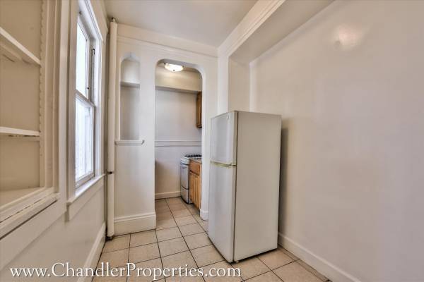 665 Geary Street Apartments* photo 5