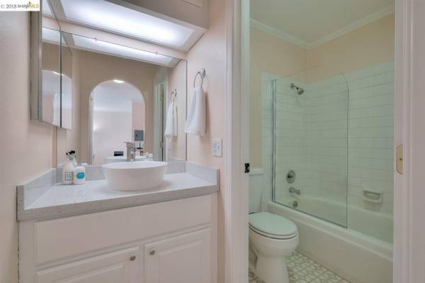 507 Wickson Avenue, Oakland, CA 94610 photo 5