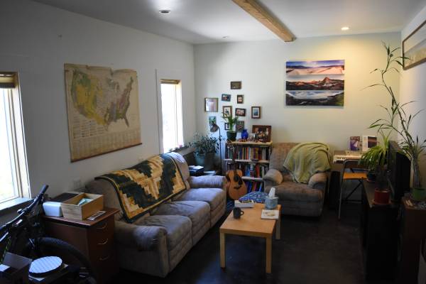 Modern 3br Home In Prime Temescal Location photo 5