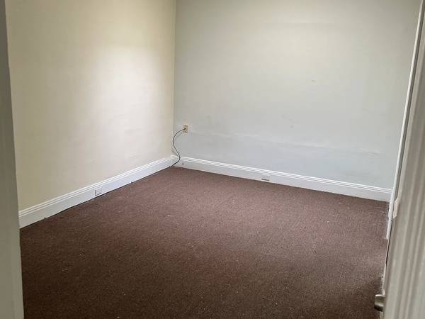 1BR/1BA Apartment on Macarthur Blvd · Oakland photo 4