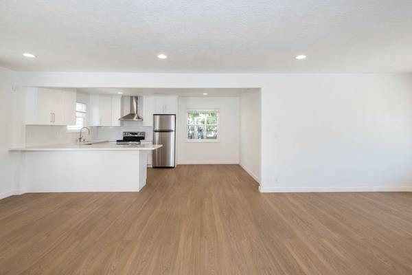 19139 Vaughn Ave, Castro Valley (Single Family) photo 4