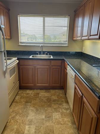 Apartments on Creekside Dr · Walnut Creek