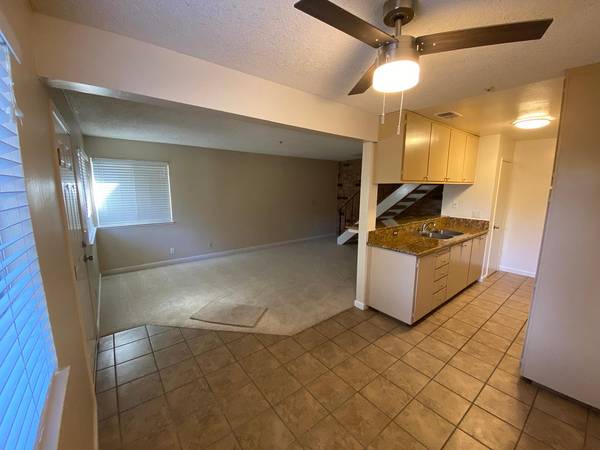 2BR/1BA Condo on Roca Ct · Santa Rosa photo 4