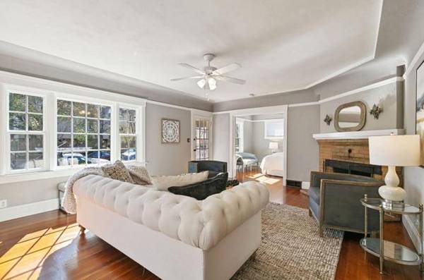 1BR/1BA Single Family House on Poplar Ave · Redwood City photo 3