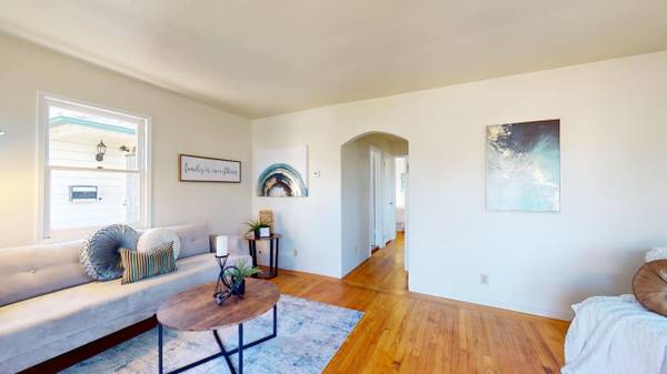 1BR/1BA Single Family House on Davis St · Redwood City photo 5