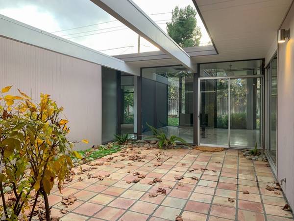 4BR/2BA Single Family House on Booksin Ave · San Jose photo 4