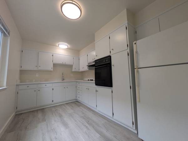 1BR/1BA Apartment on 9th Ave · San Francisco photo 3