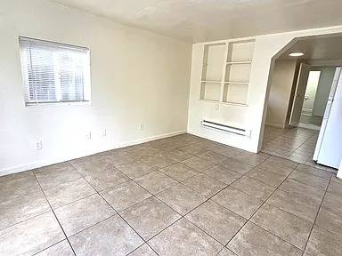 1BR/1BA Duplex on 165th Ave · San Leandro photo 5