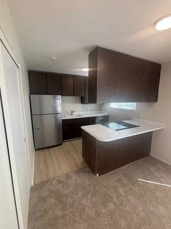 2BR/1BA Apartment on Yulupa Ave · Santa Rosa photo 5